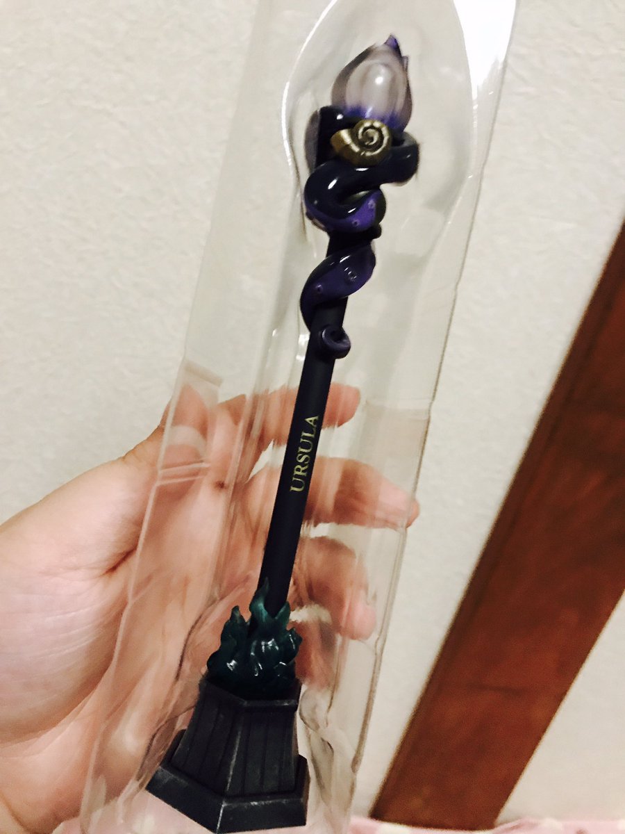 Yuuri 池袋のアニメイトでヴィランズのグッズをきた アースラのクラッシィコームが凄く可愛い O O 手下達が頭をよぎるね W ヴィランズ ヴィランズ手下 アースラ Yuuri 池袋のアニメイトでヴィランズのグッズをきた アースラのクラッシィコームが凄く可愛い O O 手下達が頭をよぎるね W ヴィランズ ヴィランズ手下 アースラ