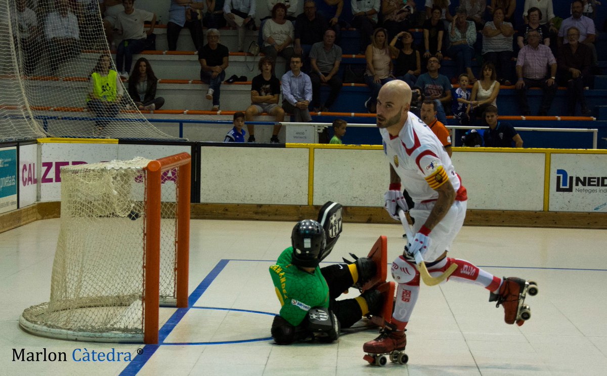mcatedra95's tweet image. Raül Marín (@Raulmarin_9) va anotar el primer gol del @ReusDeportiu davant del @FCBhoquei 

#SupercopaOK