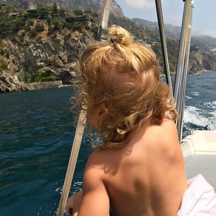 Elisabetta Canalis Auguri gioia della mia vita, sole delle mie ...Happy birthday scamorzetta!  