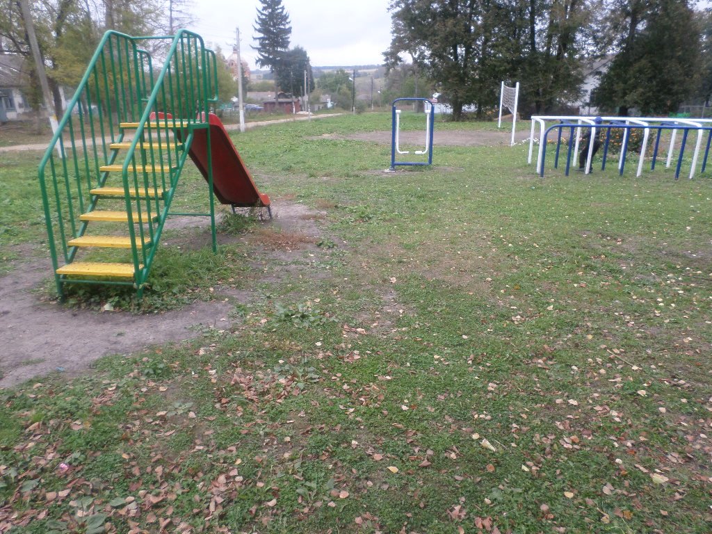 Tularegion71 <a href="/mo_chern/">Администрация МО Чернский район</a> Продолжается субботник на территории МО Липицкое д. Соловьевка