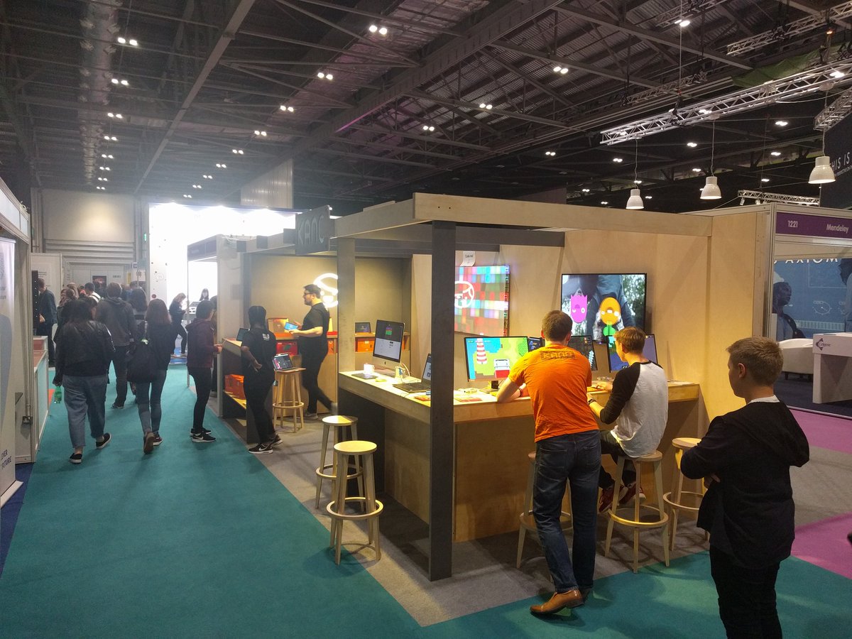 TeamKano's tweet photo. Stop by our booth at @newscilive and enter our raffle to win a #pixelkit and #motionsensorkit #NSLive https://t.co/9GAykWJ7zU