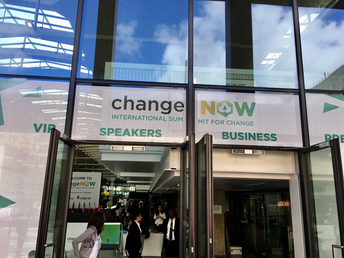 phenixfr's tweet photo. On arrive à #StationF pour le #changeNOWsummit : le rdv international des solutions de demain !
#ChangeNow #ChangeNow2017 @changeNOWsummit https://t.co/c5sw3TKUq1