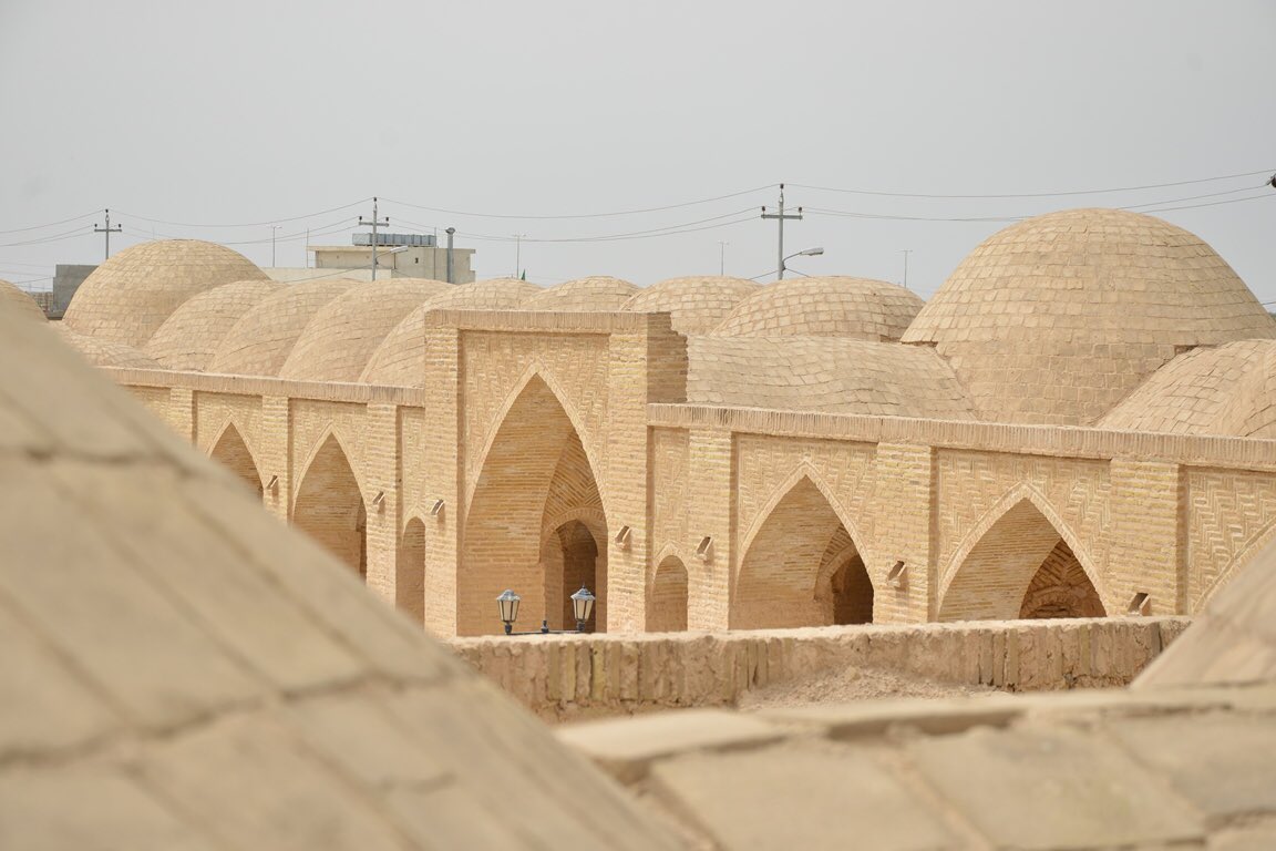 MyIraq's tweet photo. خان النخيلة (خان الربع)، أحد أبرز الخانات التي تقع على طريق كربلاءـ النجف، يعود لفترة الحكم الصفوي والعثماني للعراق. عام 1798 م.

#MyIraq https://t.co/hePDxIAfMN