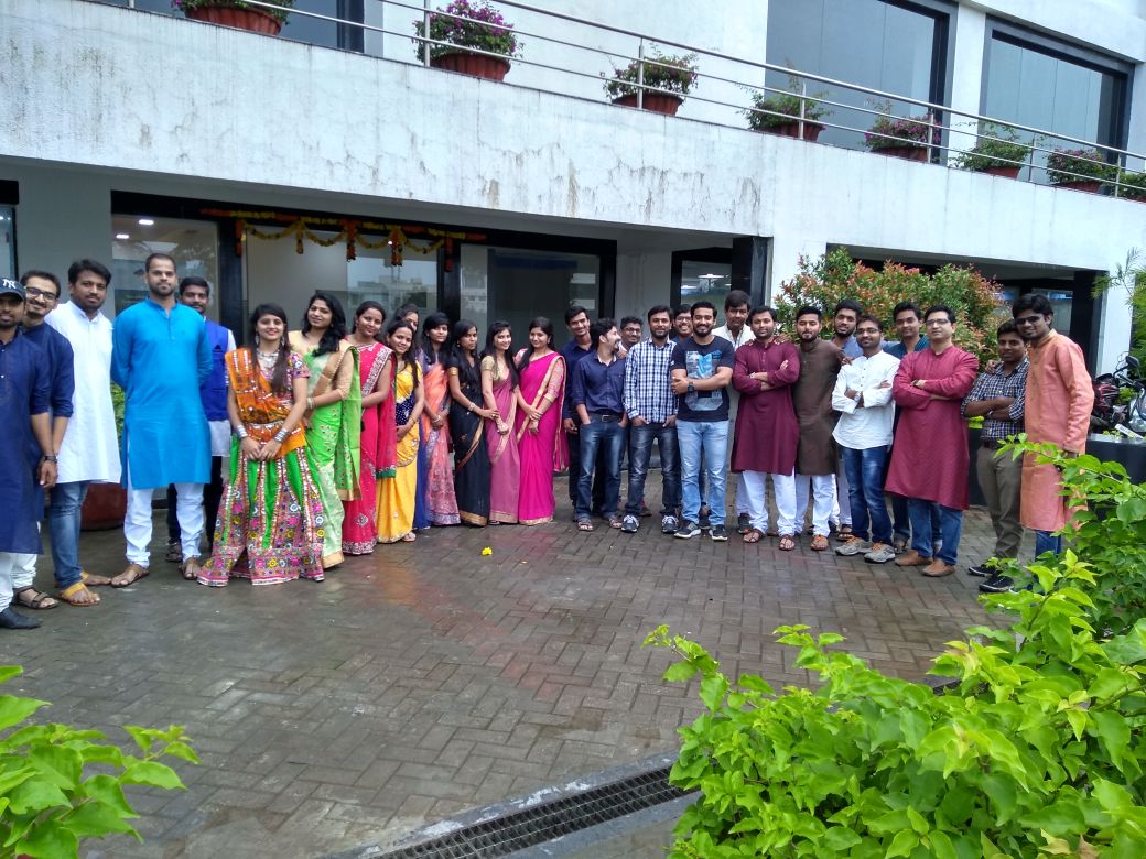 IdeasToImpacts's tweet photo. Dussehra Celebrations at I2I..!!
#smalltownmodel #ideastoimpacts #i2i #lead #inspire #offshoring2 https://t.co/X5e8i4FvXA
