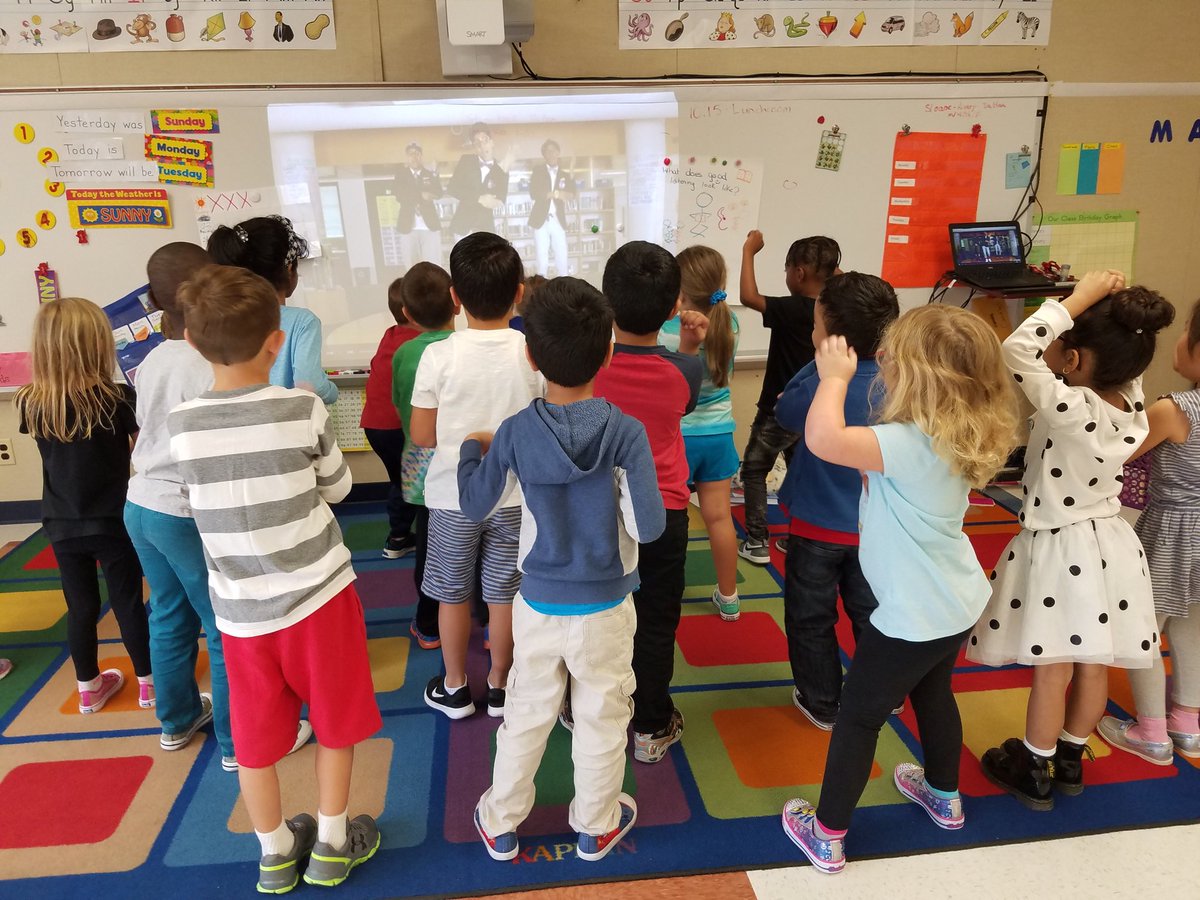 Mrs. Vinch tweet media