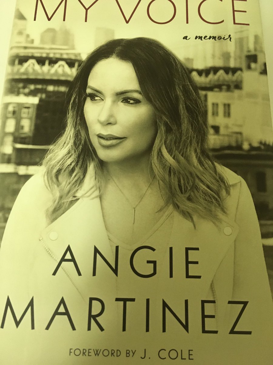 Condemousso's tweet image. Got this for my bday! Started and love it already❤️@angiemartinez