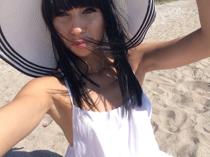 Beauty at the beach! #SummerLove   #followme for more HOT PICS! https://t.co/UuqEksdLgo<a href="/tag/summerlove"class="tags">#SummerLove</a><a href="/tag/followme"class="tags">#followme</a>