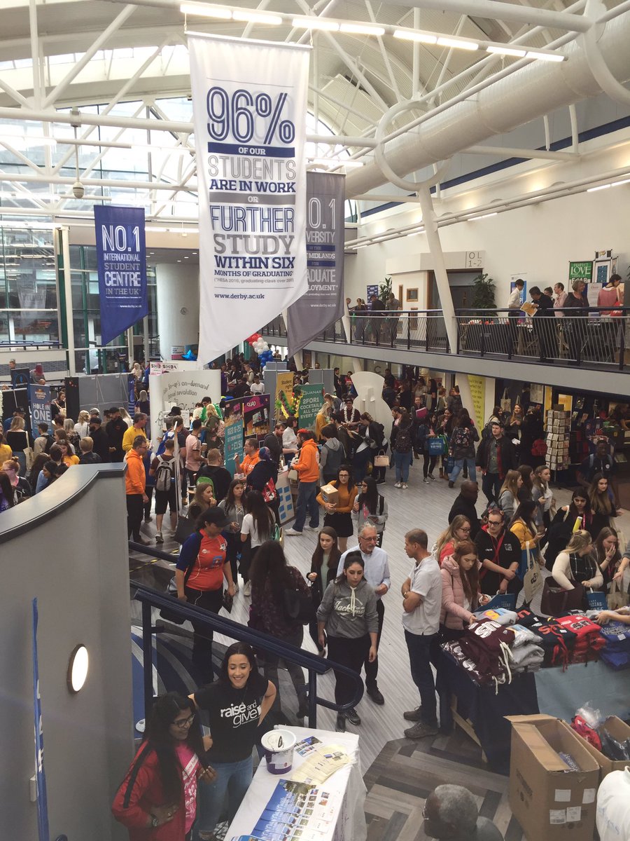 MarketingGuruOG's tweet image. Freshers Fair today @DerbyUni with lots of interesting marketing strategies on show from local businesses #Freebies #N738 #4MK512