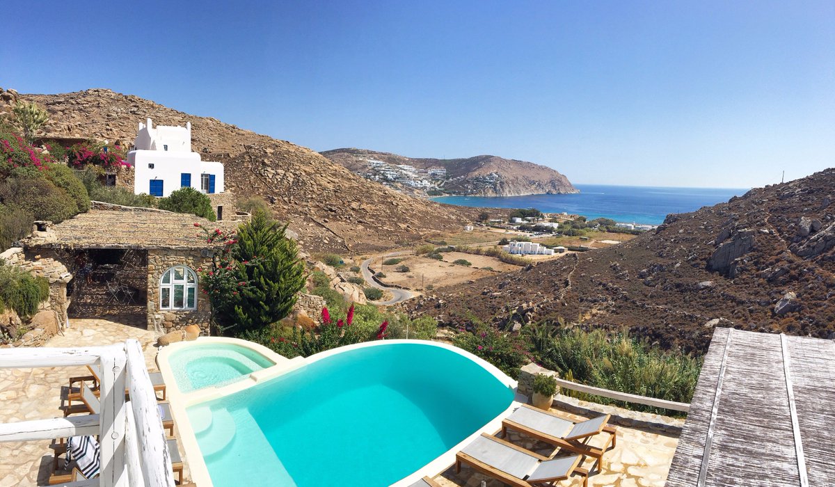 Escale à Mykonos pour la team Kalios avec nos amis et chefs  <a href="/C_Aribert/">Christophe Aribert</a>, <a href="/chefericguerin/">Eric Guerin</a>, <a href="/Am_Chaignot/">Amandine Chaignot</a> et <a href="/juanarbelaezoff/">Juan arbelaez</a> :D