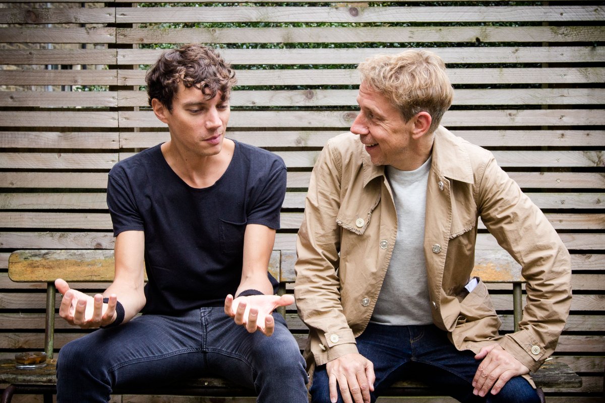 worldwidefm's tweet photo. 4-6PM BST // @fratrist in the @brownswood basement w/ @gillespeterson, ft. a live session + forthcoming exclusives → https://t.co/eLqrGhzK8K https://t.co/o8KMFSvhfY