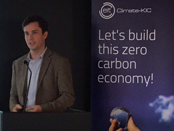 ClimateKIC_UKI's tweet photo. Christoph from @Brillpwr pitching a revolutionary control system for lithium ion batteries #BestClimateVenture https://t.co/DmJvmJuT5P