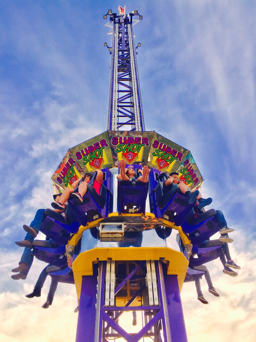 rikky_856's tweet photo. The fair was pretty lit #tularefair https://t.co/k4HSKVDYWK