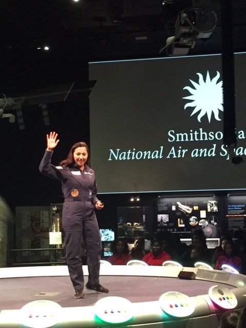 AeroClubDC's tweet photo. Today, AeroClub Foundation had 100 girls meet Shaesta Waiz-1st female Afghan pilot/youngest female to solo around the world. @DreamsSoarSTEM https://t.co/tHtBBMGGM3