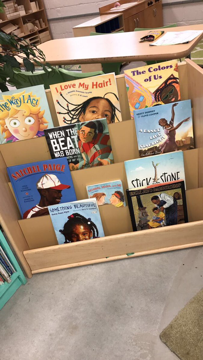 heymissamber's tweet photo. A classroom library rich in diverse literacy is my favorite way to teach and promote diversity to my young scholars here @afiakc1. ❤️📚 https://t.co/dUmdiRCp7w