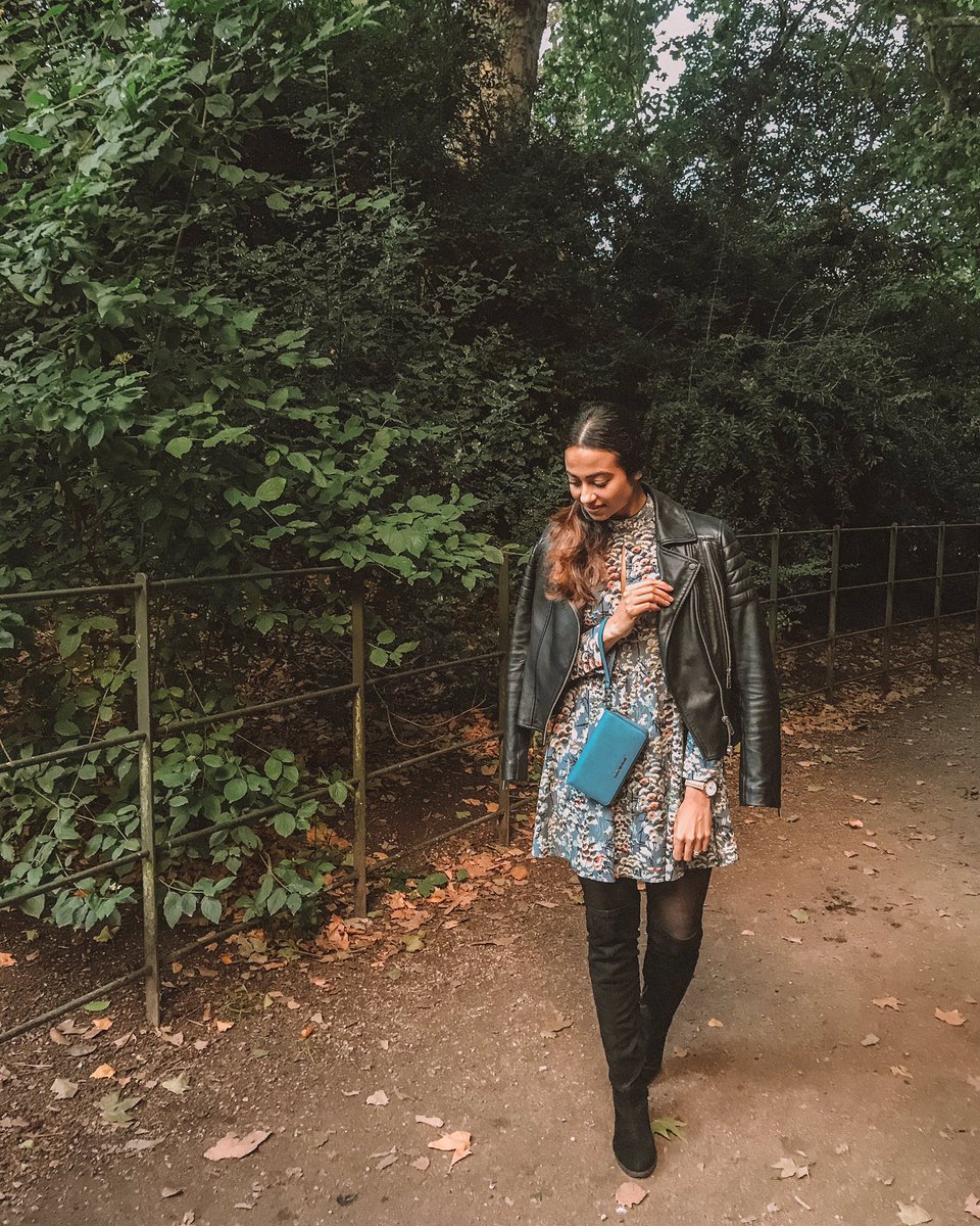 EatWearWander's tweet photo. In full autumn mode 🍂 #wear #style #fashion #ootd #autumn #wander #lifestyle #london #battersea #weekend #asseenonme #cluse #fallforcluse https://t.co/u8sCoGf5ot