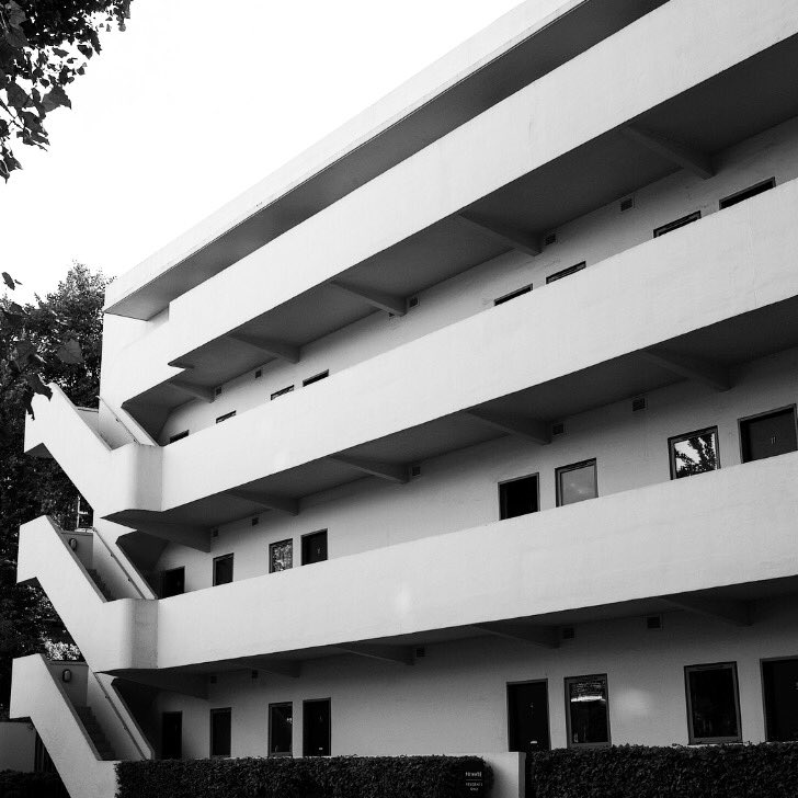 atgardensend's tweet photo. Went to see the Isokon building at @openhouselondon yesterday, stunning!
#openhouselondon #isokon #architecture https://t.co/GUrEyuOgb8