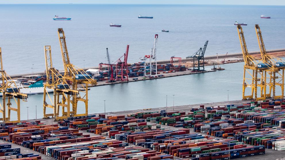 LaVanguardia's tweet image. El Puerto de Barcelona, el que más crece en tráfico de contenedores en Europa dlvr.it/PnmJWL