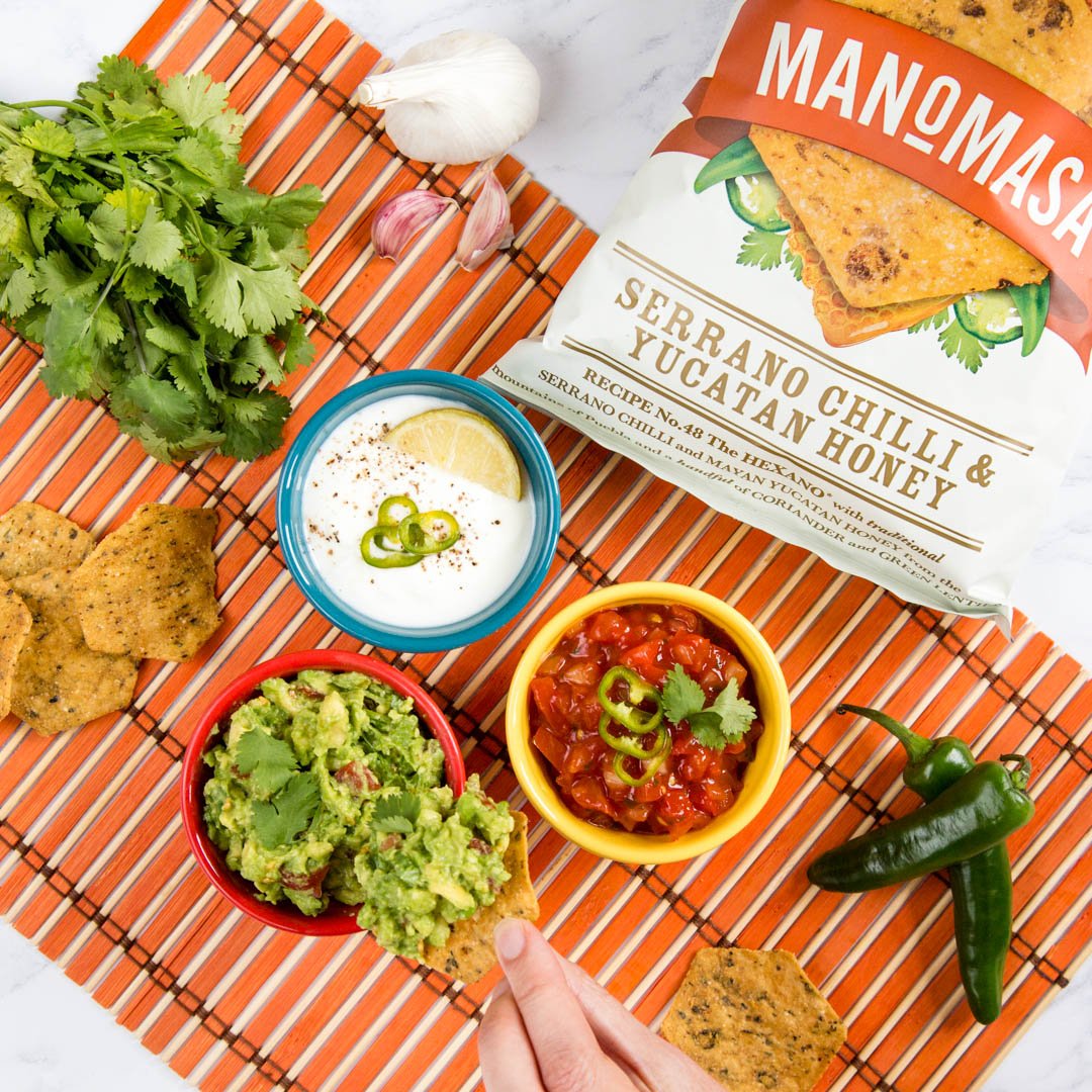 FussFreeHelen's tweet photo. How much guacamole can you decently scoop onto a @manomasa tortilla chip when sharing with friends? #ServeSpirit #LoadedTortilla #ad https://t.co/nKAwE91kYm