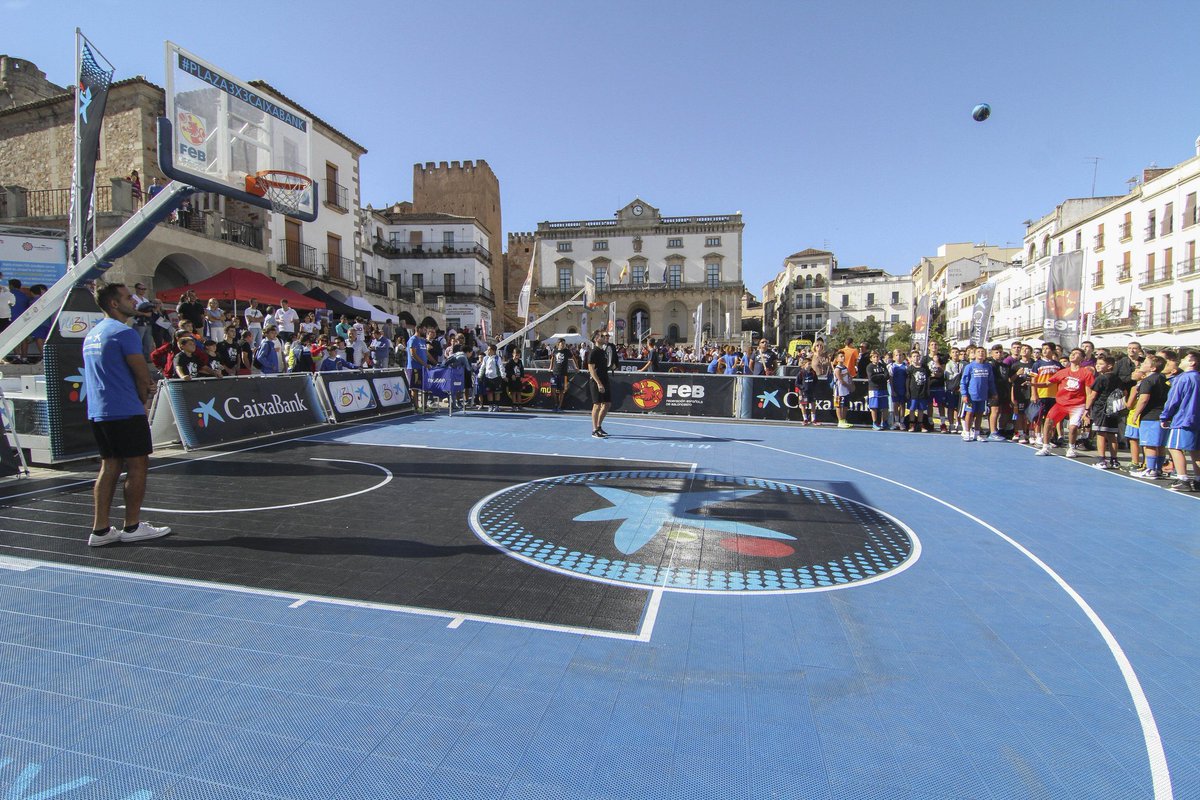 ¡El #Plaza3x3Caixabank llega a Alcázar de San Juan!

📅 23 de septiembre
🚩 Plaza de España

Inscríbete AQUÍ ⬇️
3x3.feb.es