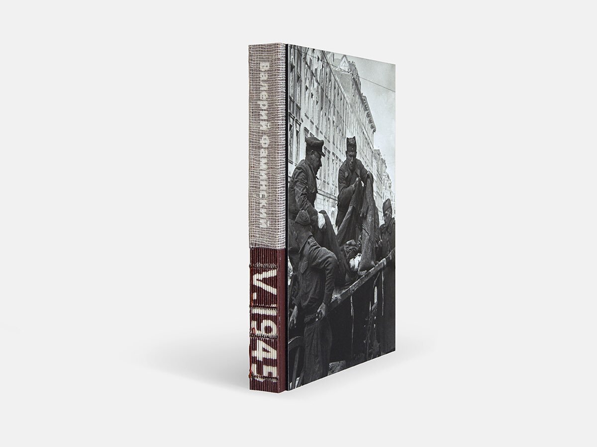 Arthur_Bondar's tweet photo. Книга "Валерий Фаминский V.1945" уже в продаже! https://t.co/FXckgf52AZ https://t.co/cQKR3IN9r8