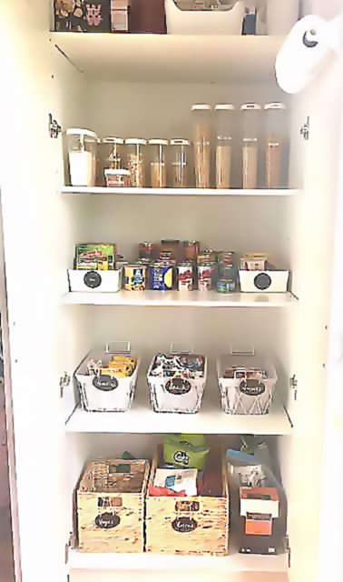 Clear labelling + basket organisers = the perfect pantry! Call now to get your kitchen as #tidy as we did so today. #home #life