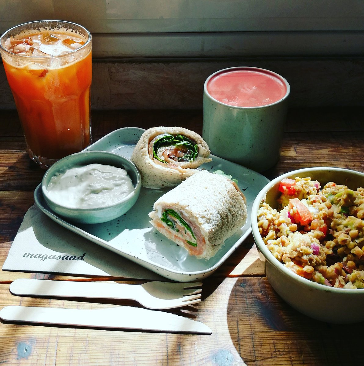 magasand1's tweet photo. Menú #healthy #sano #ligero #rico y #natural #healthylunch #yummy #goodfood #foodie #foodporn #healthyfood #restaurant #Madrid #Magasand https://t.co/qTAT6gYENj