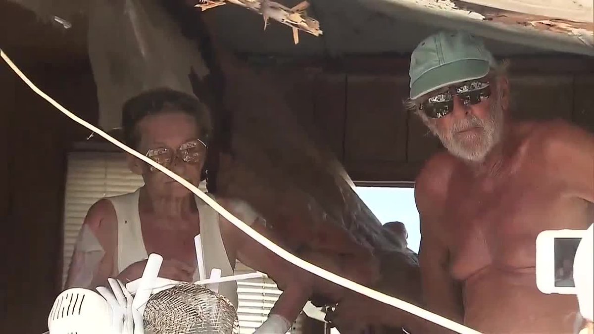 Keys couple found living in crushed mobile home after Hurricane #Irma bit.ly/2ftOv2q?utm_me… https://t.co/zCD9fMCjcW