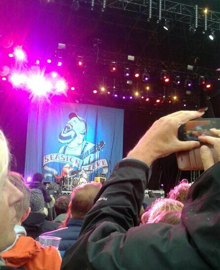 liquidity9's tweet photo. Seasick Steve at OnBlackheath Festival 10th September @liquidity9 
ritchappybiking https://t.co/ELIpq4viYB