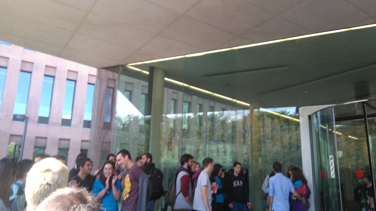 Absolució FranzAdrià tweet media