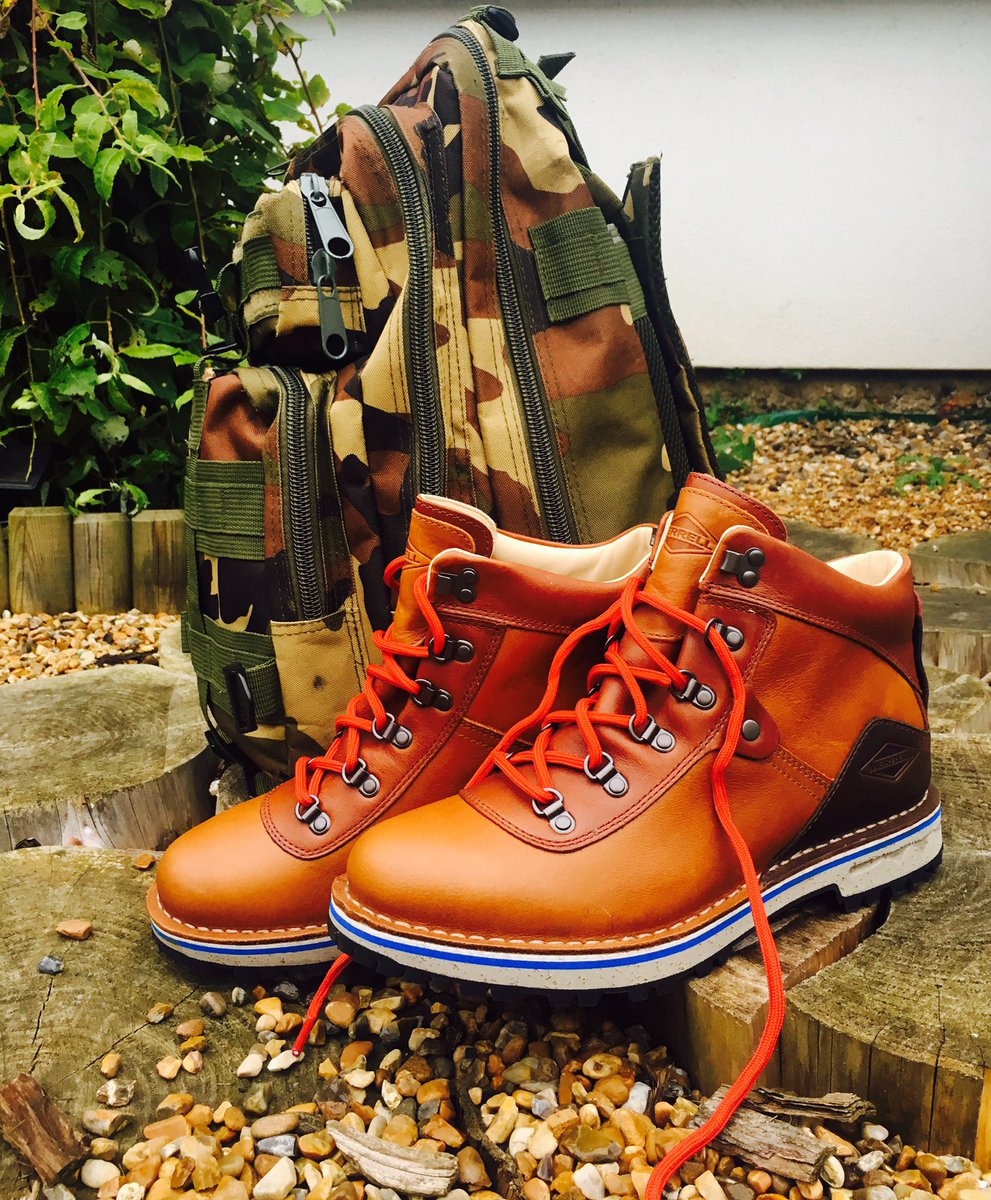 coach_saima's tweet photo. Put your best foot forward @MerrellUK #merrellmudders #officaltoughmuddershoe #boots #hiking #merrelloutdoors https://t.co/55XEh866Al