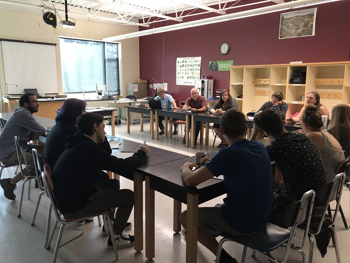 lorilisai's tweet photo. Thank you Nova team 4 taking time to share thoughts on the current state of education! #ExploringEd #lamoillelearns @placlair1 https://t.co/fd9dtx8GYX