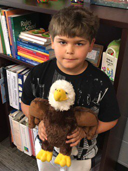MortonFRIENDS's tweet photo. What a perfect stuffed animal to bring on #ConstitutionDay2017 ๐ฆ
#merica #onceacard https://t.co/bwdNF4mGUG
