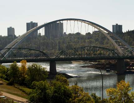 Edmontonsun's tweet photo. FINALLY! Long-awaited Walterdale Bridge opens Monday for morning commuters https://t.co/OU2yJkXrQp #yeg #yegtraffic https://t.co/LNyHO9ljet