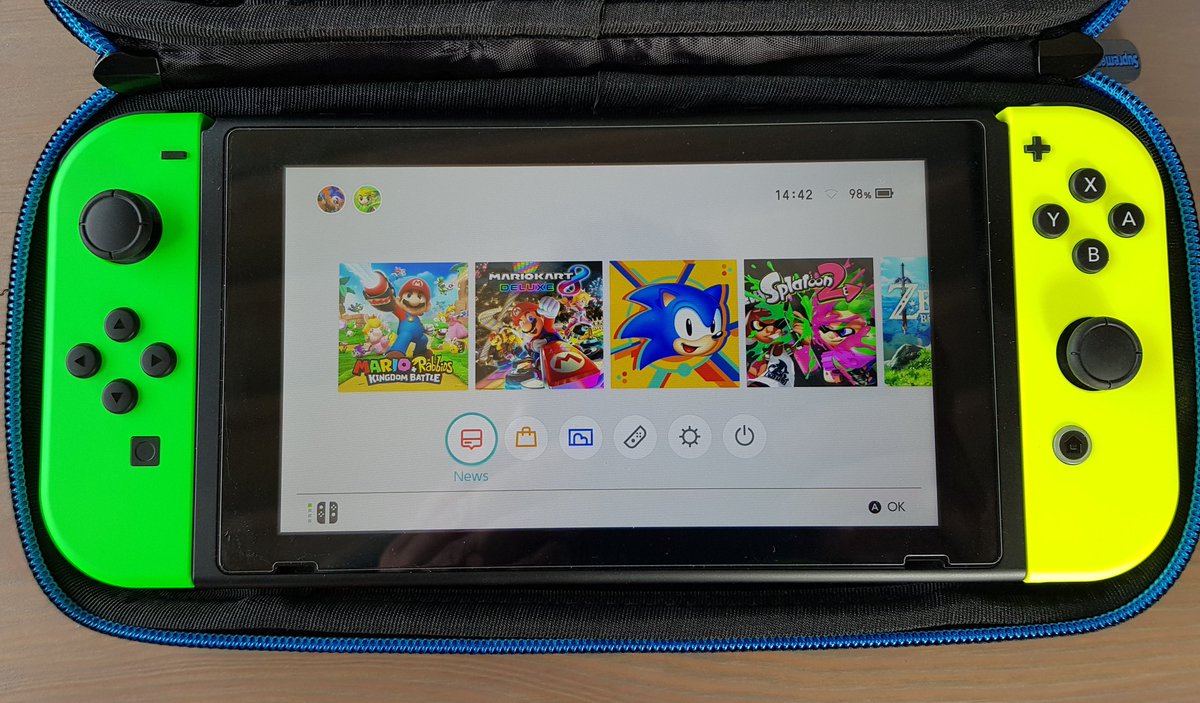 RobinTalboom's tweet photo. Ik overdrijf niet, ge overdrijft zelf #joycon #NintendoSwitch #colorify https://t.co/ajn0L09Sq8