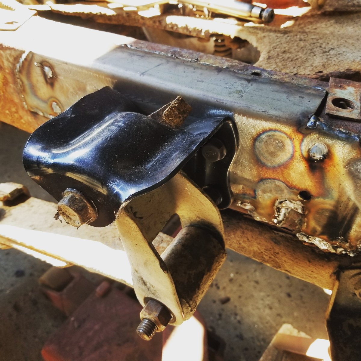 ThreeFortyAuto's tweet photo. Spring hanger, metal repair on frame. MVI ready!
#autorepair #StaySafe #threefortyauto #hebron #yarmouthns #supportlocal #exit34 #hwy101 https://t.co/YT1i3WOPvD