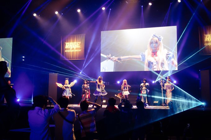 Twitterのコスプレ画像3