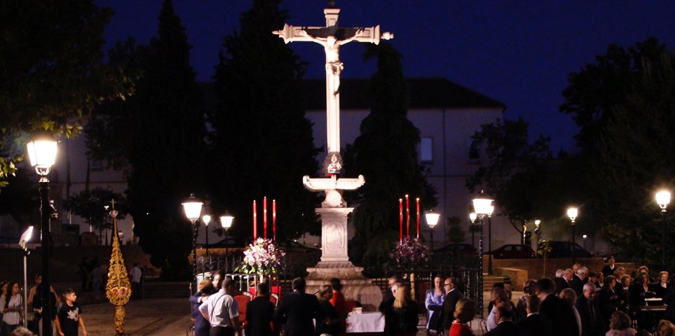 Hermandad Sacramental del Cristo de Los Favores tweet media