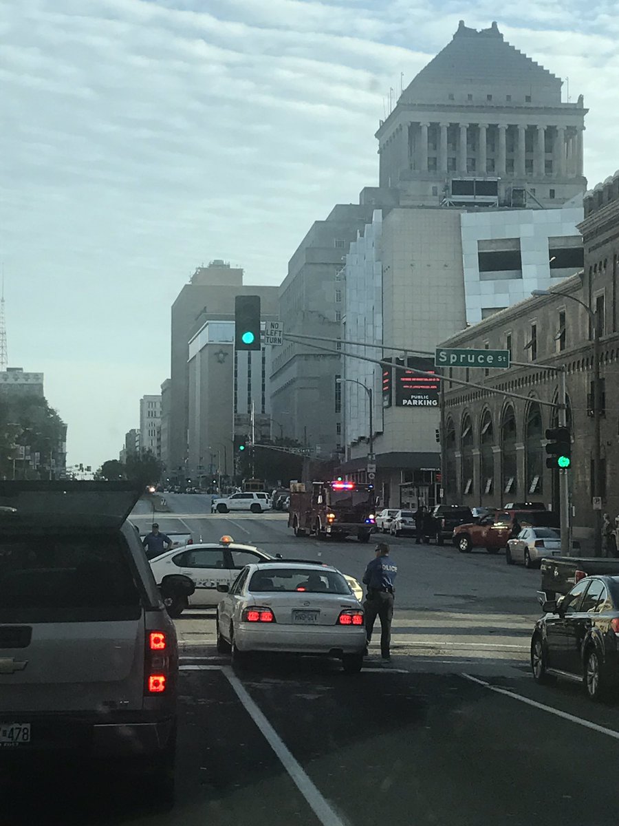 gomurphy's tweet photo. @jallman971 Closing Tucker at Spruce now...SLPD parade of police cars headed east on Clark...#GoodByeAmazon

#ReunificationMyAss

#MAGA https://t.co/VbTbeo6IFu