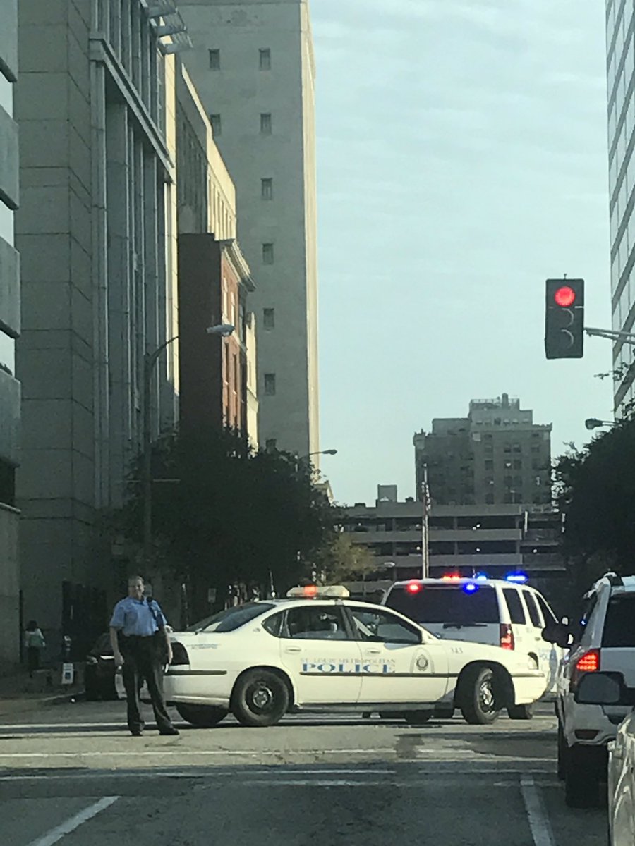gomurphy's tweet photo. @jallman971 Closing Tucker at Spruce now...SLPD parade of police cars headed east on Clark...#GoodByeAmazon

#ReunificationMyAss

#MAGA https://t.co/VbTbeo6IFu