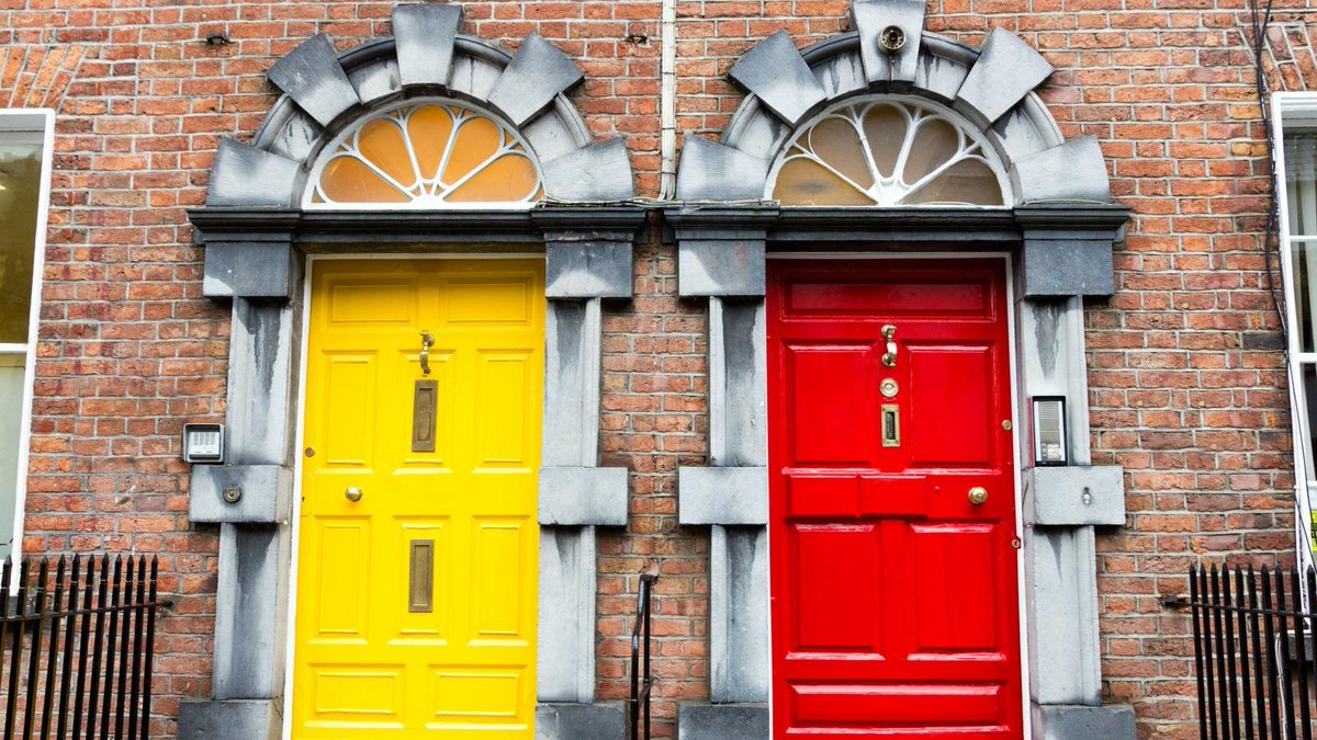 VitalizeHome's tweet photo. What does the Colour of Your Door Say About you? Find out Here: https://t.co/DtBTHLsorI @MyFixitUpLife https://t.co/INcXTp0qwF