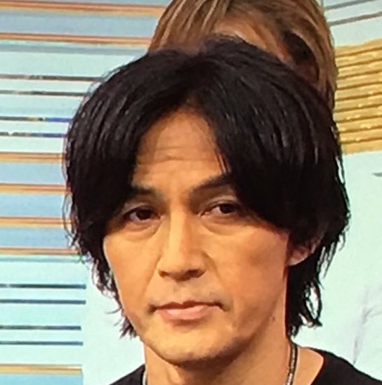 B Zの稲葉さん 52 歌前のトークと歌ってる姿が別人のよう 明らかに若返ってる ウルトラfes Togetter B Zの稲葉さん 52 歌前のトークと歌ってる姿が別人のよう 明らかに若返ってる ウルトラfes Togetter