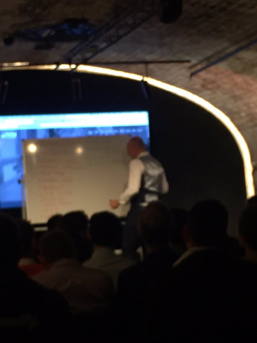 BasLangelaar's tweet photo. #winningbydesign SaaS sales workshop #saastock2017 Dublin with #endeitcapital and #Vectrixnl https://t.co/WzvVSjhtsC