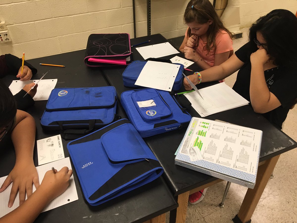 JamesHemming4's tweet image. Using Design Heuristics for brainstorming at SRMS @CTE_BaltCoPS @GrubbsMg @SRMS_Principal #BCPSENGINEERING