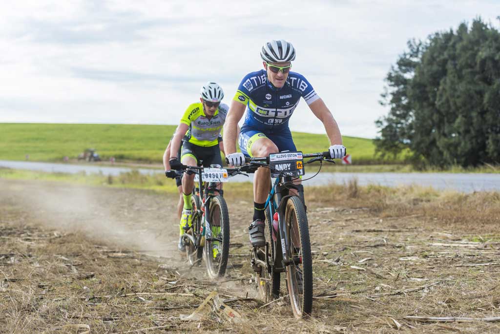 Hill &amp; Zellhuber ready for Sani Dragon challenge ... sanidragon.co.za/2017/09/hill-z…