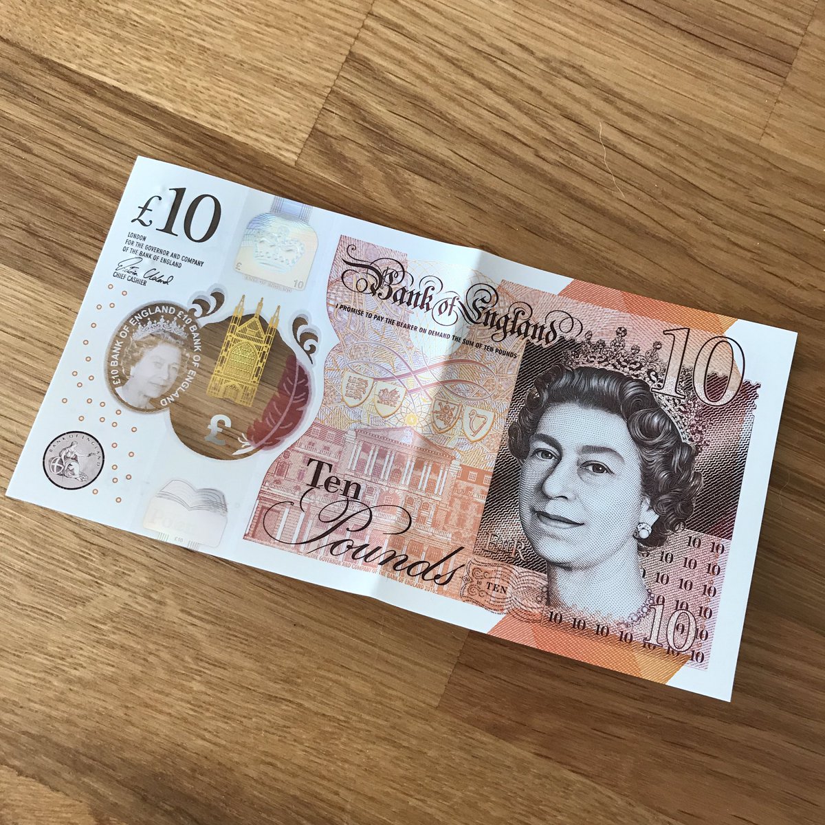 AngryBritain's tweet image. #NewTenPoundNote ...