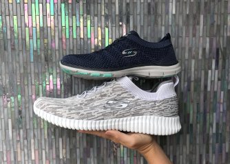 ShopTheBcode's tweet photo. You don't need a new year to mae a change, all you need is a Monday. #motivationalmonday #EliteFlex–Hartnell #Galaxies sneakers https://t.co/mc5ltHEtYM