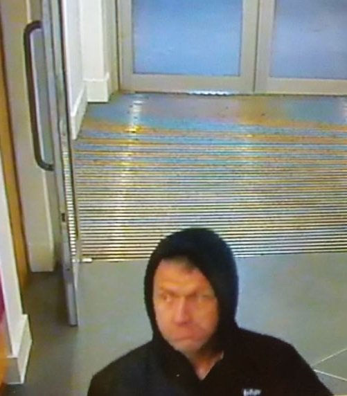 gwentpolice's tweet photo. Appeal for information following theft of an MP3 player and speaker
https://t.co/Hysfeh3gUO https://t.co/rNIFYH6hKB