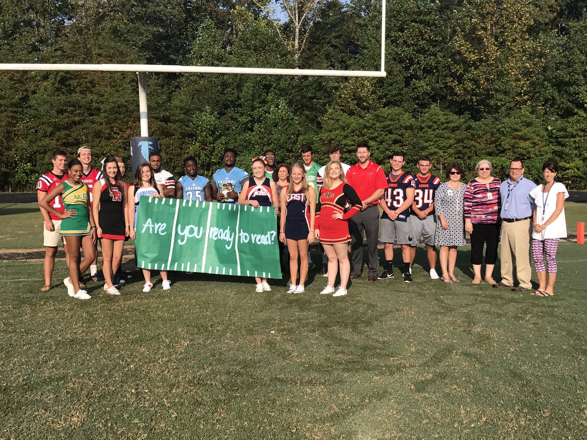 kellyfeimster's tweet photo. Great morning working with some outstanding @RSSinformation Ss/educators on a literacy initiative. Can't wait for final product! #rssmedia https://t.co/zF4ZxdTkX6
