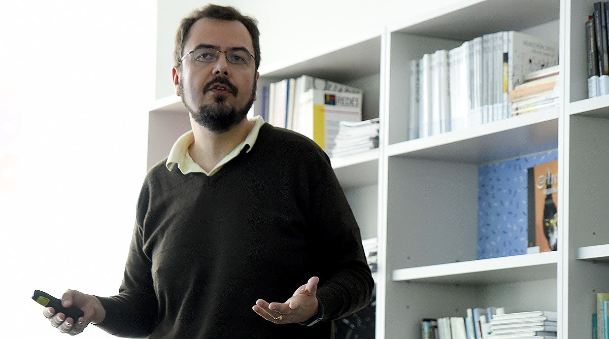 Argencon's tweet image. Para finalizar, expone Ignacio Ponzoni de la @UNSbahiablanca sobre #MineriaDeDatos y #AnaliticaVisual