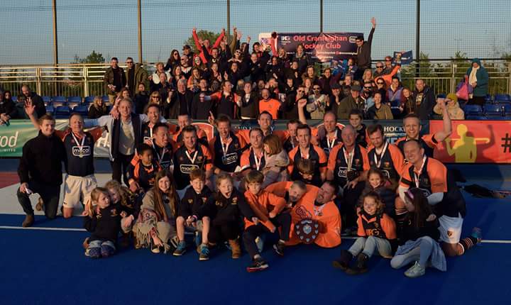 The #roadtoleevalley starts now! Our +40s men train Monday nights 8-9.30pm. New players welcome. Beers in t/clubhouse after 🍻 #Hockeyfamily